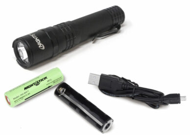 115. USB TACTICAL FLASHLIGHT BLACK USB 558XL 1