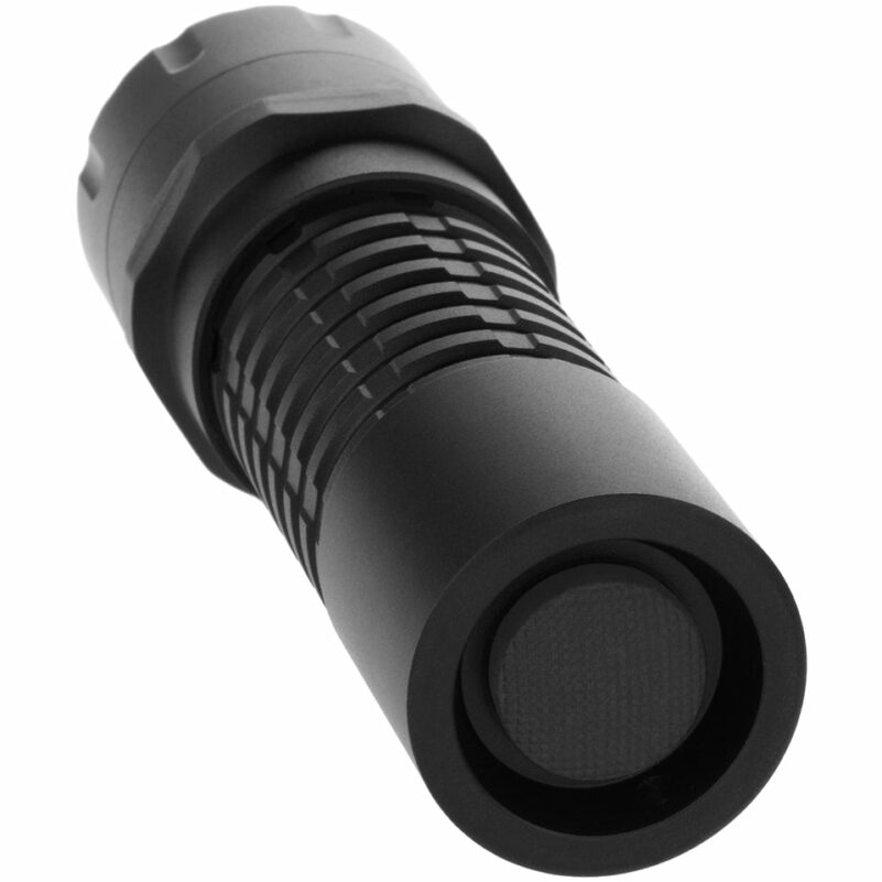 ADJUSTABLE BEAM FLASHLIGHT – 3 AAA - Image 2