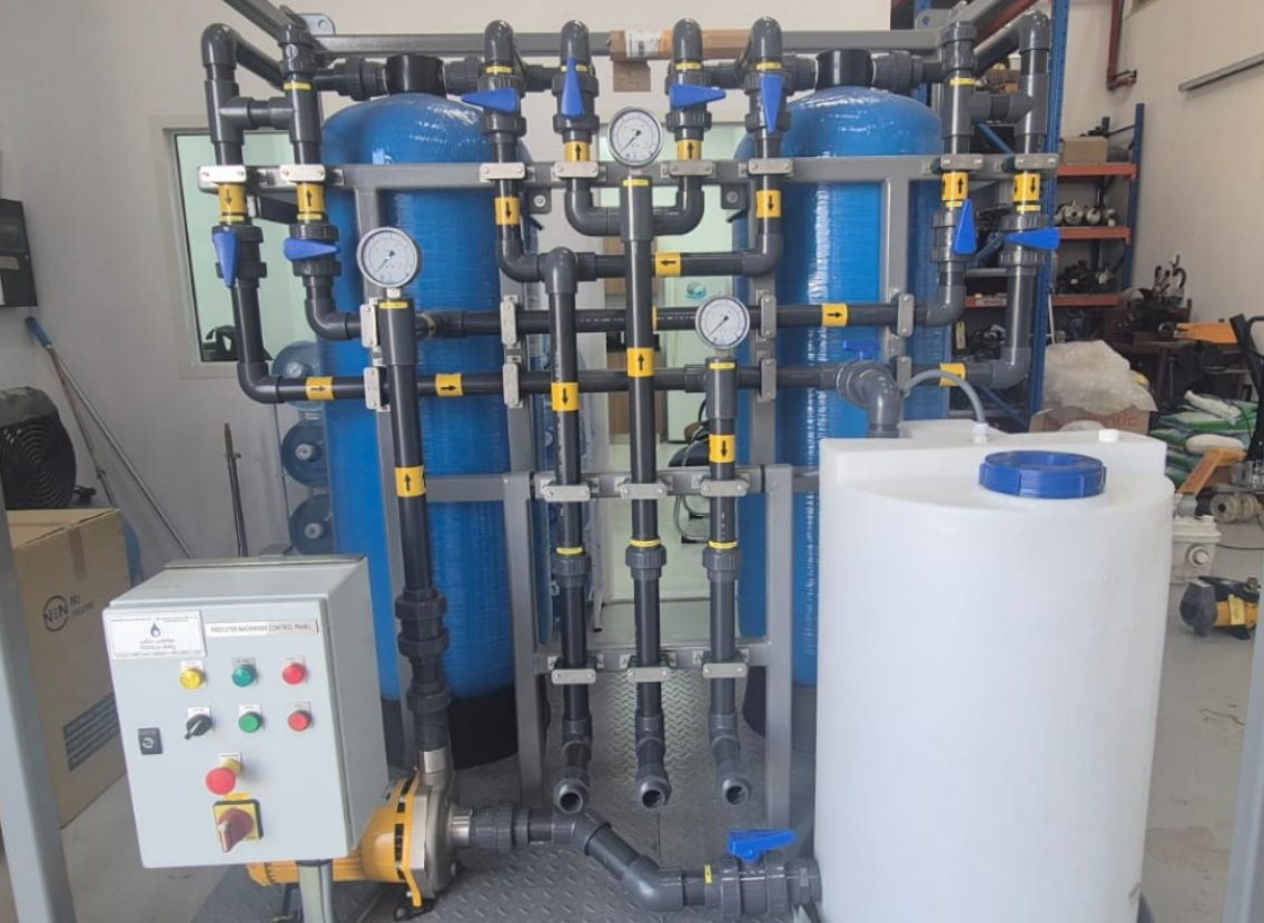 Pre-filter tank media filling diagram with layered media